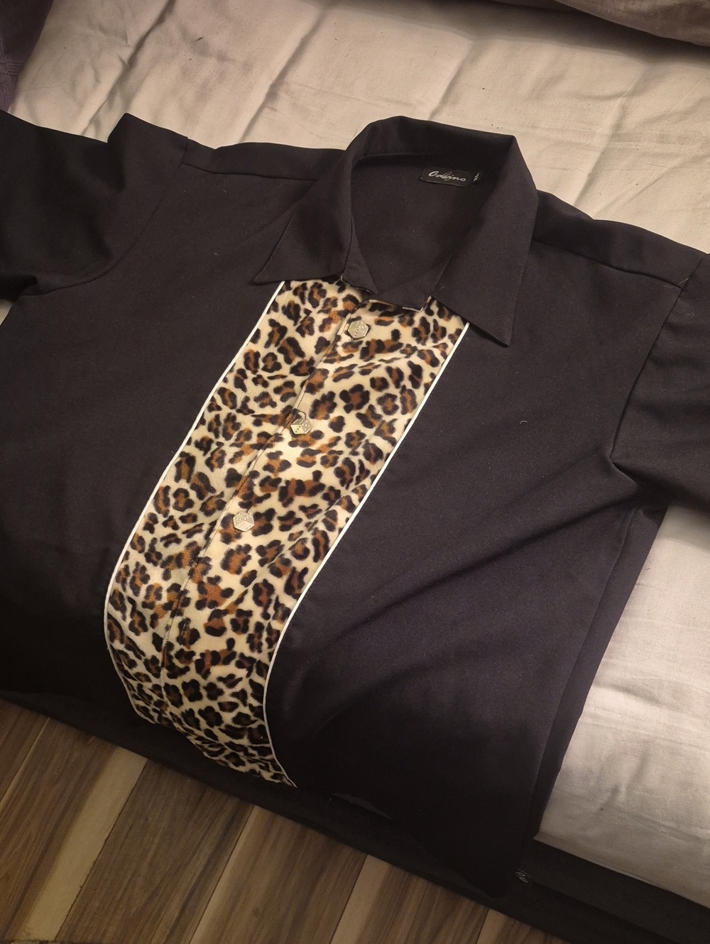 Leopard-Accent Rockabilly Shirt- Casual Collared Shirt